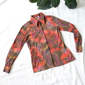 Foliage patterned orange and green dagger collared button down shirt